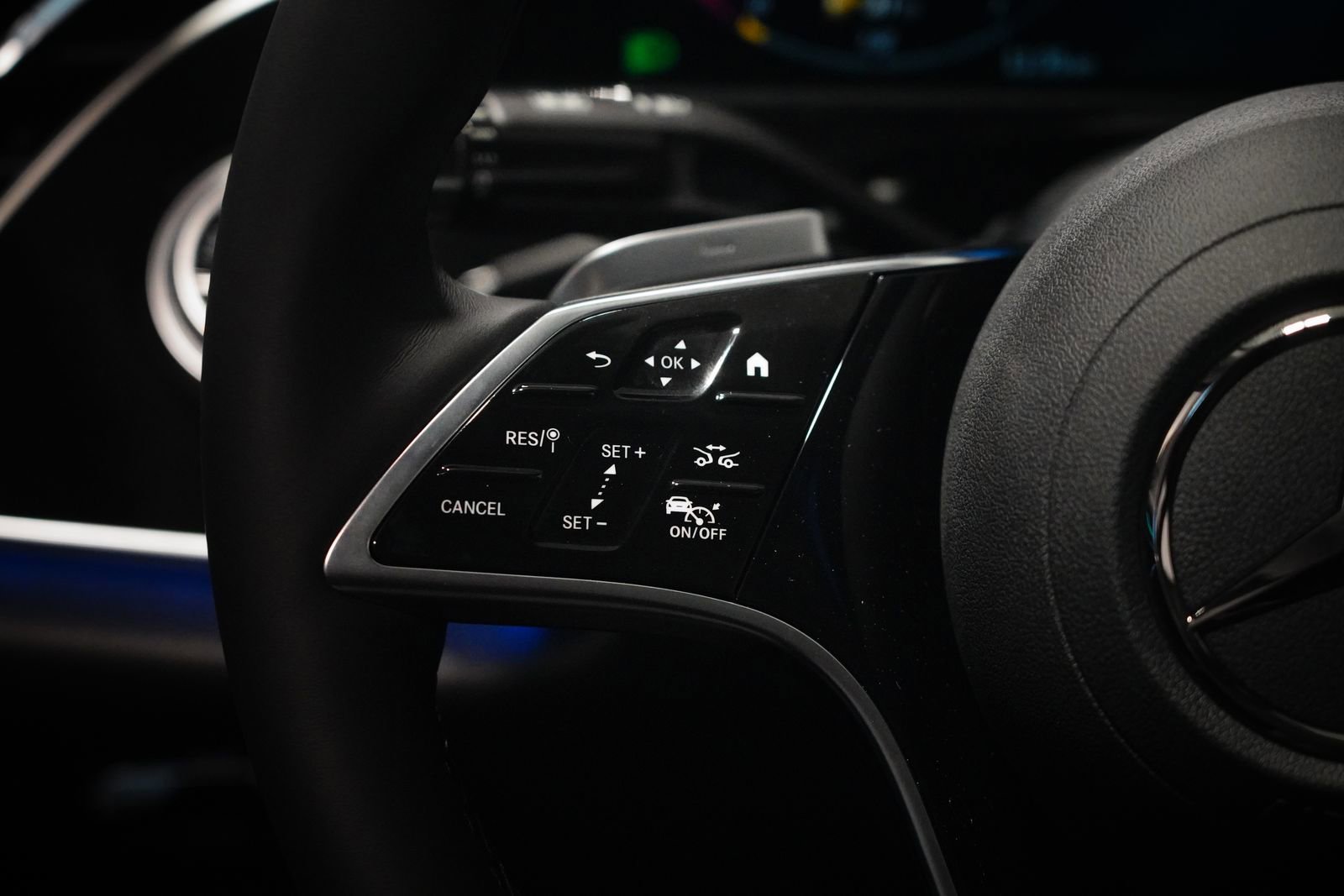 New 2026 Mercedes-Benz E 450 4MATIC Sedan image 19