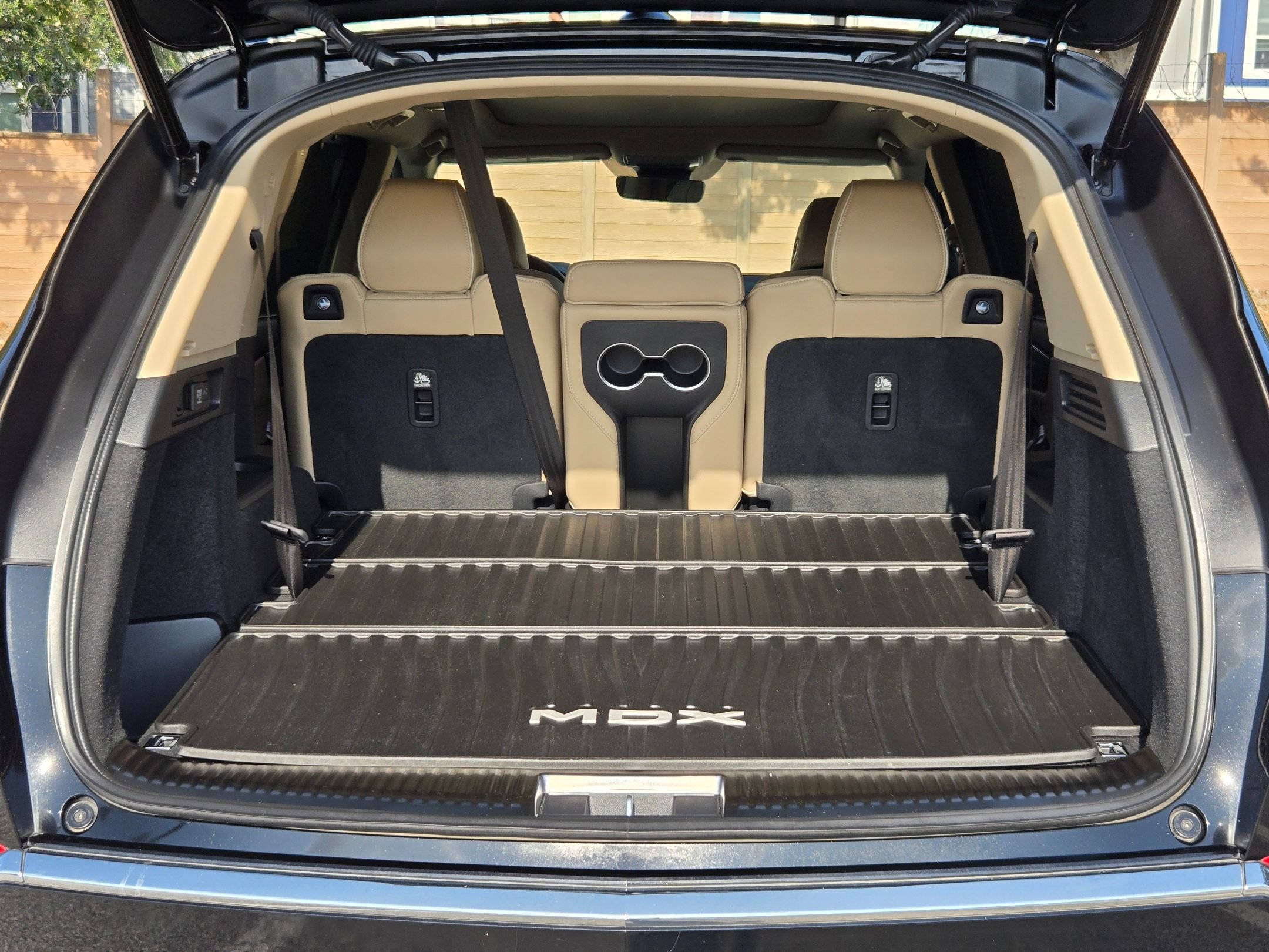 Used 2023 Acura MDX SH-AWD w/ Advance Package image 25