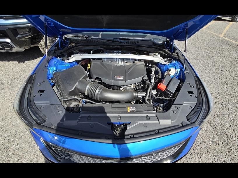 Used 2025 Cadillac CT5 V Blackwing w/ Parking Package image 10