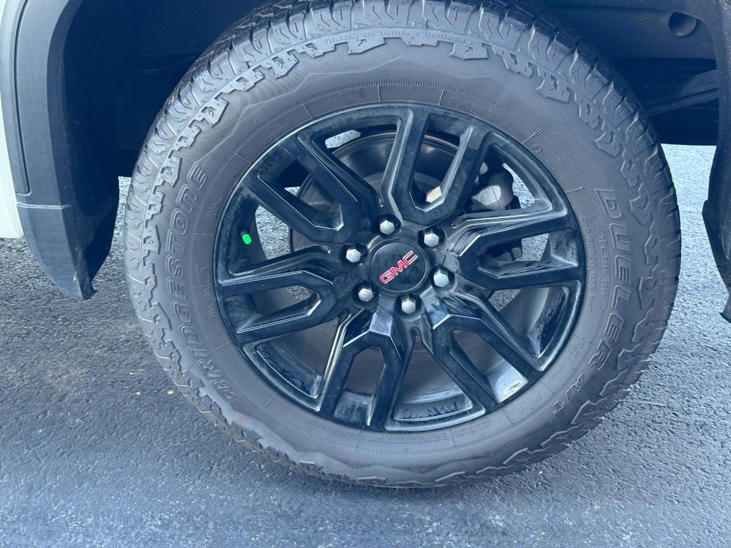 Used 2024 GMC Sierra 1500 Elevation w/ Elevation Premium Package image 10