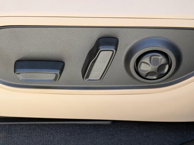 New 2025 Jeep Grand Cherokee Limited w/ Trailer Tow Package image 18