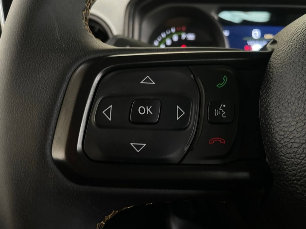 Used 2024 Jeep Wrangler Unlimited AWD/4WD image 27