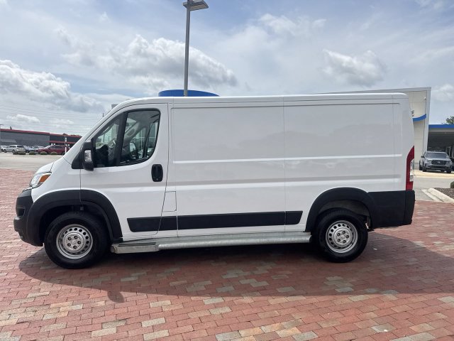 Used 2025 RAM ProMaster 2500 w/ U-Haul Equipment Group FWD image 33