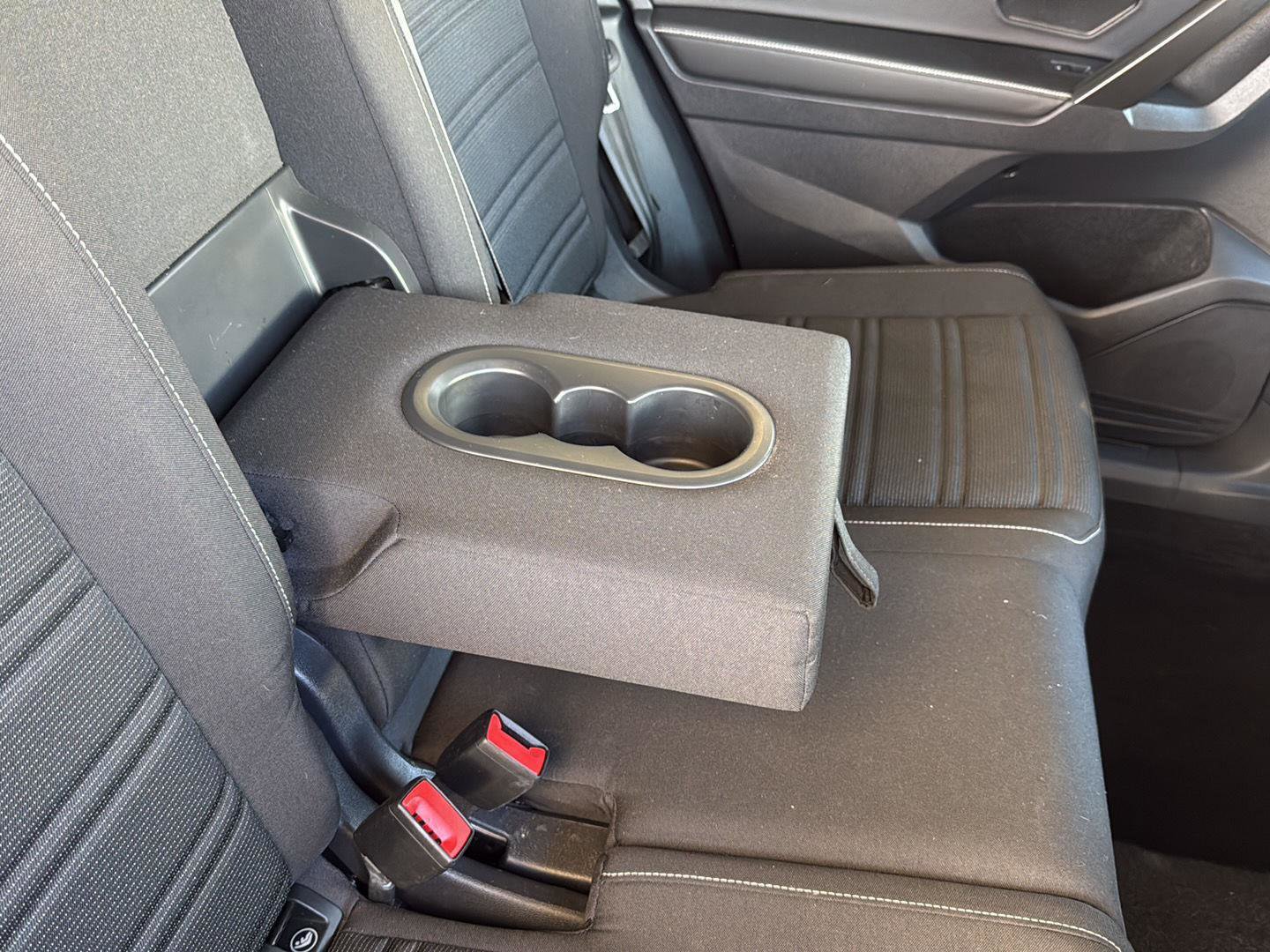 Used 2022 Volkswagen Tiguan S AWD/4WD image 44