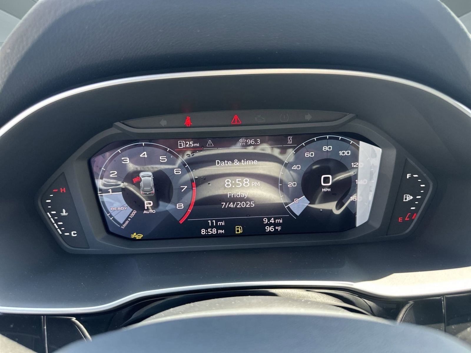 New 2025 Audi Q3 2.0T Premium image 16