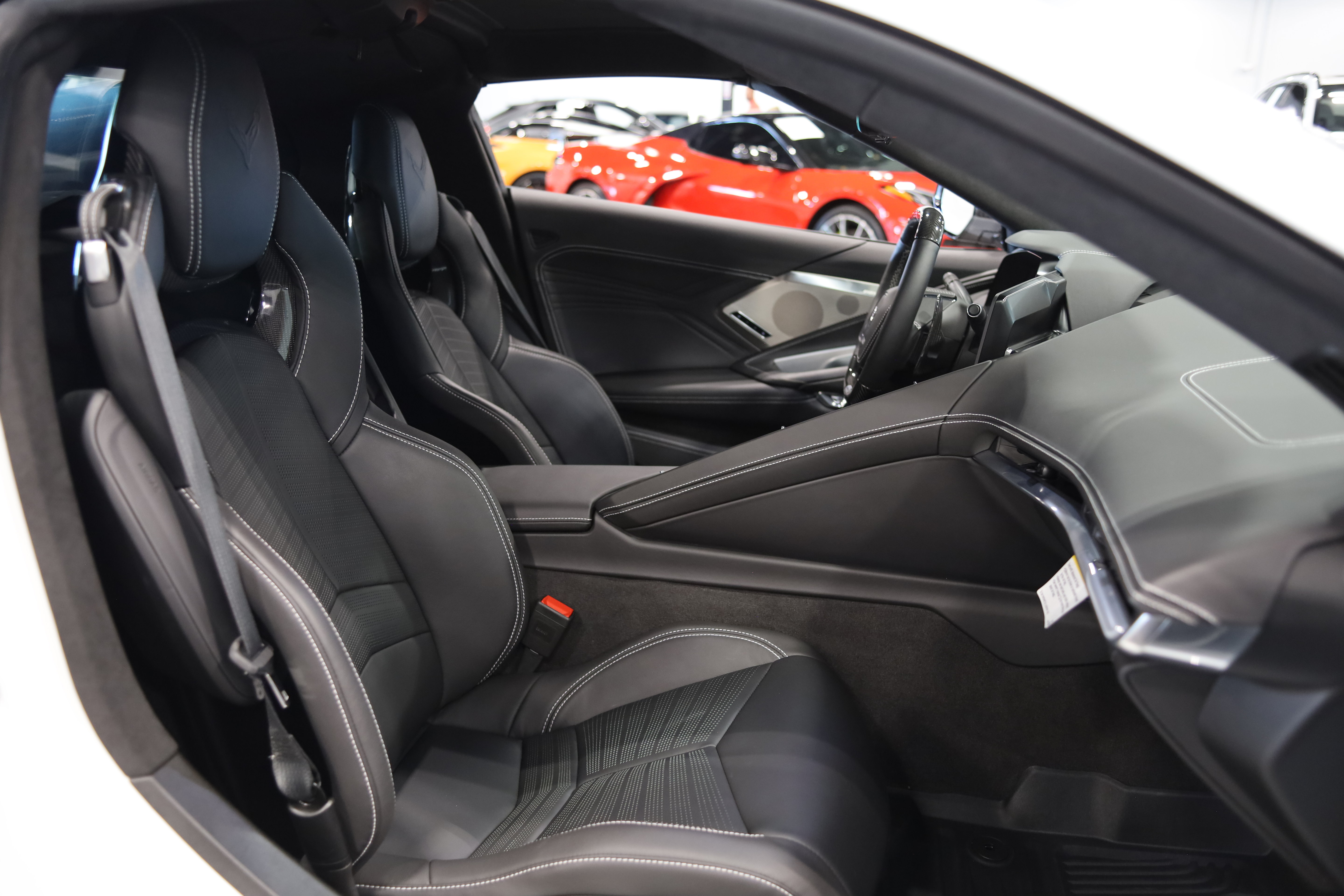 Used 2024 Chevrolet Corvette Z06 w/ Z07 Performance Package RWD image 38