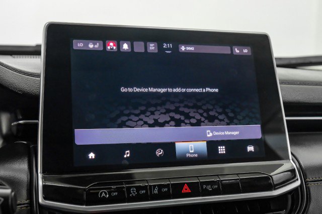 Used 2023 Jeep Compass Limited image 32