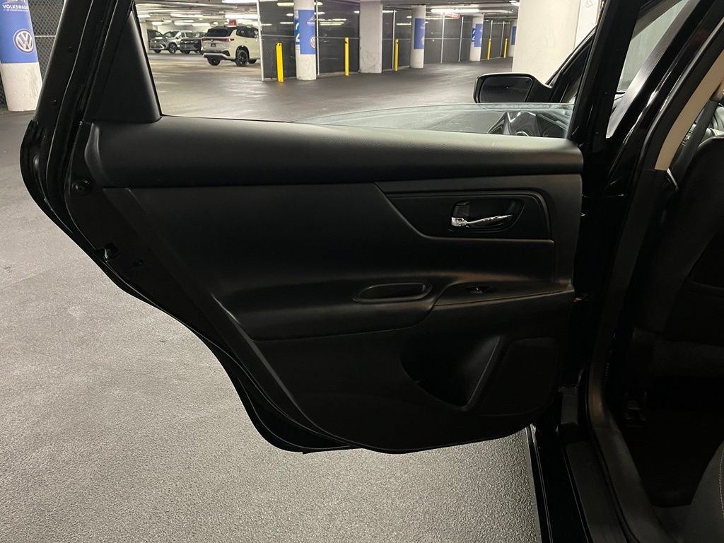 Used 2016 Nissan Altima 2.5 S w/ Power Driver Seat Package FWD image 17