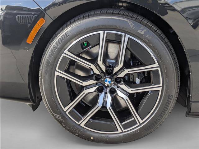 Used 2026 BMW i7 xDrive60 AWD/4WD image 10