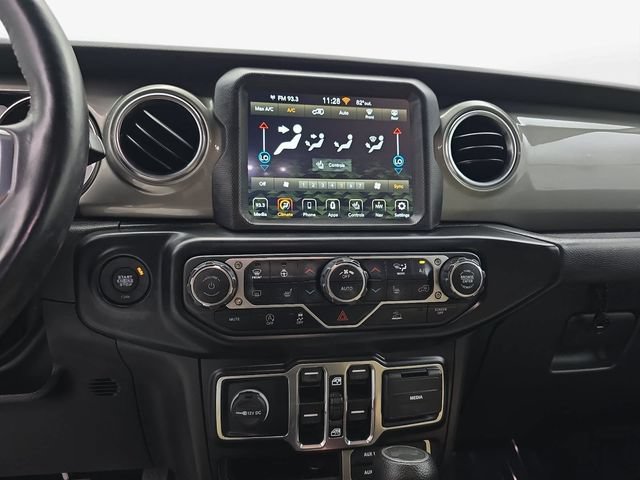 Used 2022 Jeep Wrangler Unlimited Sahara w/ Cold Weather Group AWD/4WD image 22