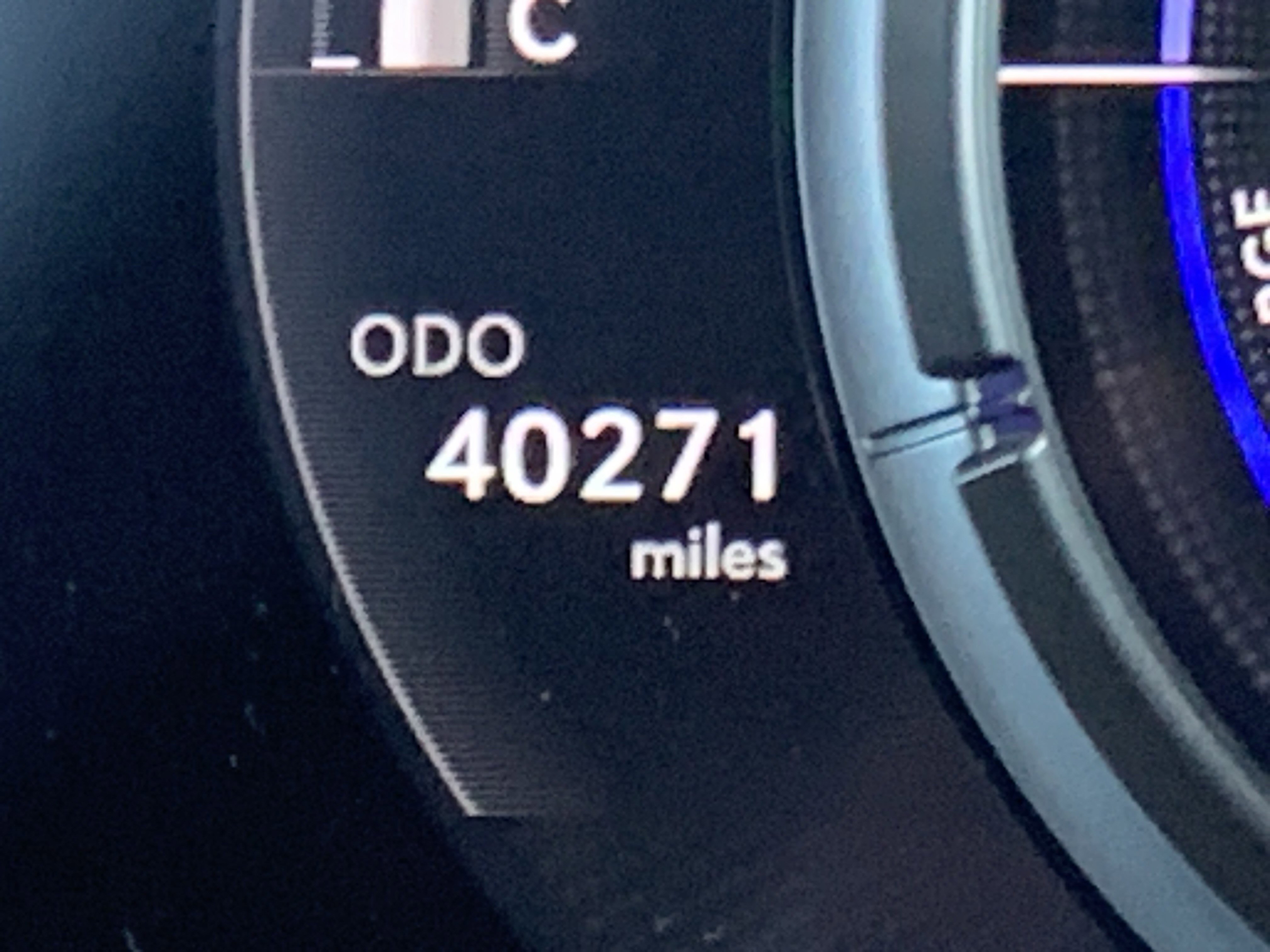 Certified 2020 Lexus UX 250h F Sport w/ F Sport Premium Package image 22