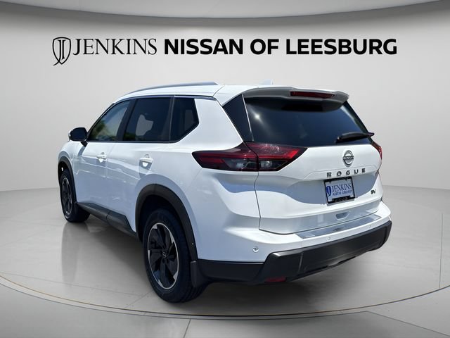 Certified 2024 Nissan Rogue SV w/ SV Premium Package FWD image 7