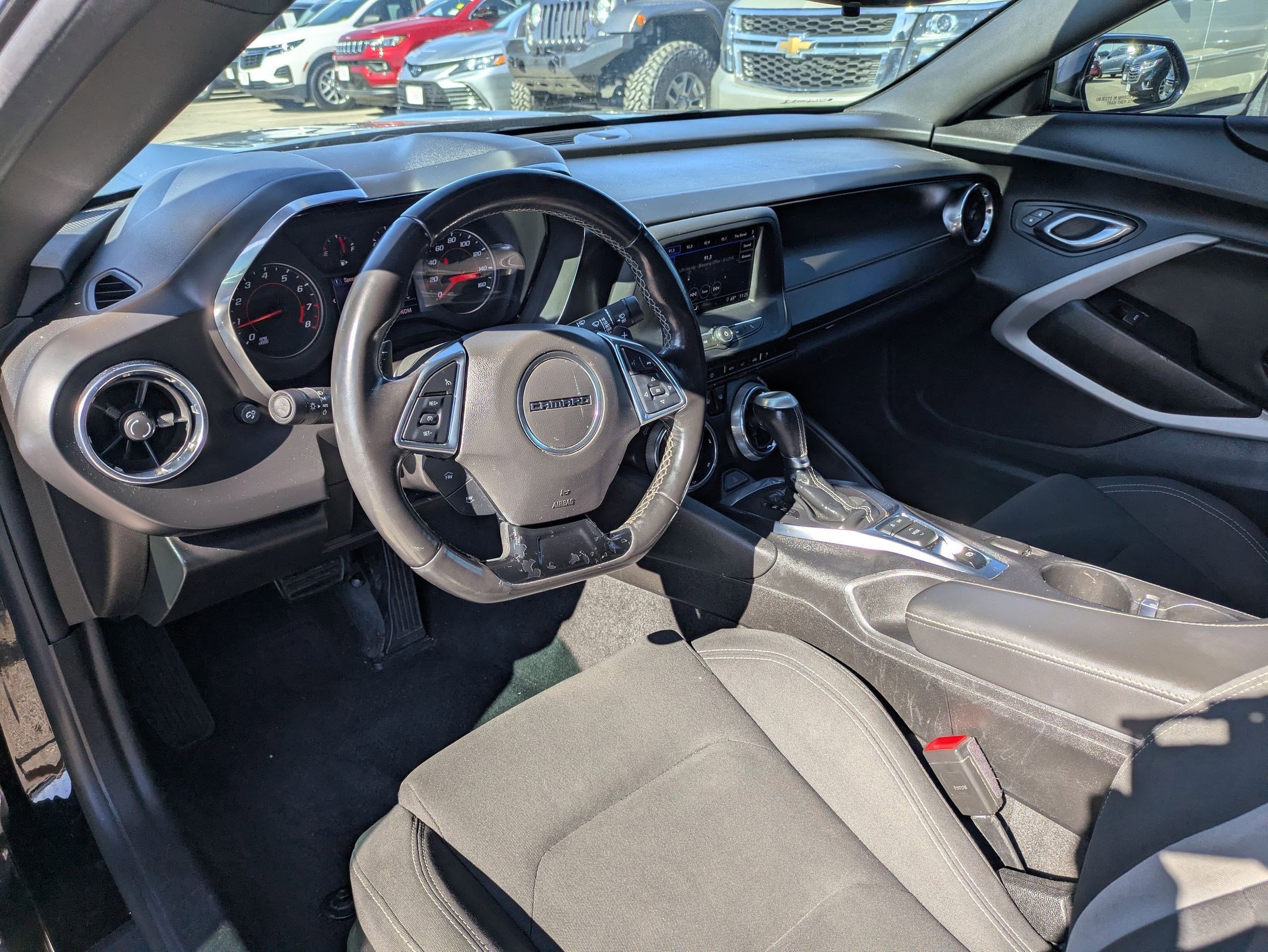 Used 2021 Chevrolet Camaro LT image 9