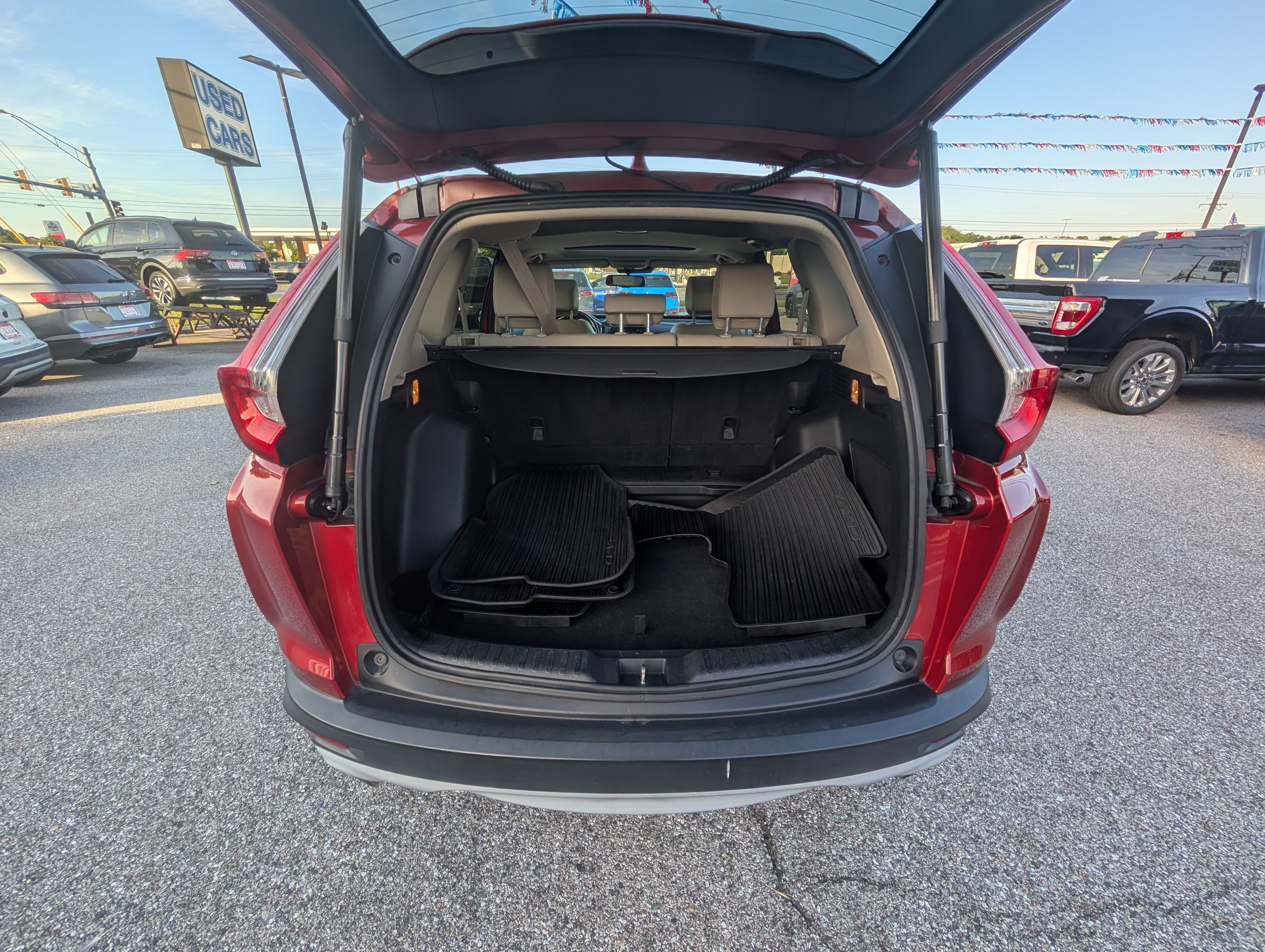 Used 2017 Honda CR-V Touring image 12