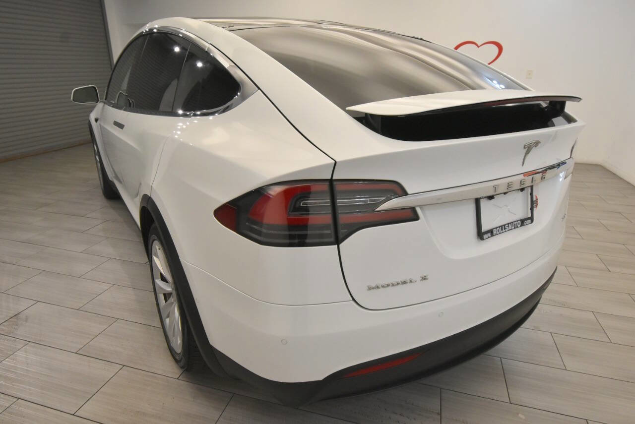 Used 2017 Tesla Model X 75D image 3