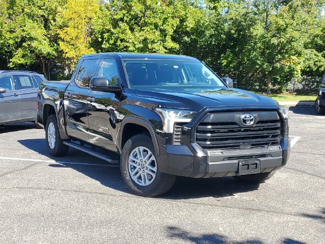 Certified 2022 Toyota Tundra SR5 w/ SR5 Convenience Package AWD/4WD image 31