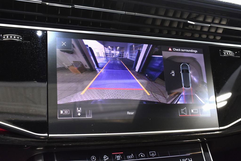 Used 2019 Audi Q8 Premium Plus w/ Premium Plus image 23