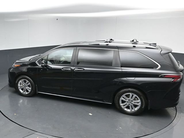 Used 2024 Toyota Sienna Platinum AWD/4WD image 48