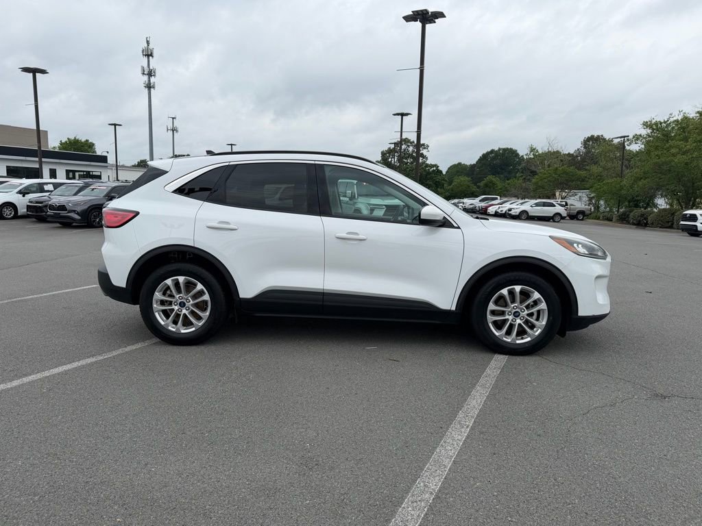Used 2021 Ford Escape SE w/ Convenience Package FWD image 9