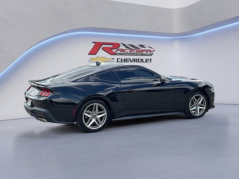 Used 2024 Ford Mustang Premium RWD image 5