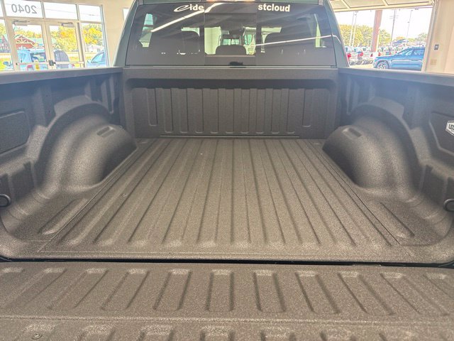 New 2026 RAM 1500 Express AWD/4WD image 9