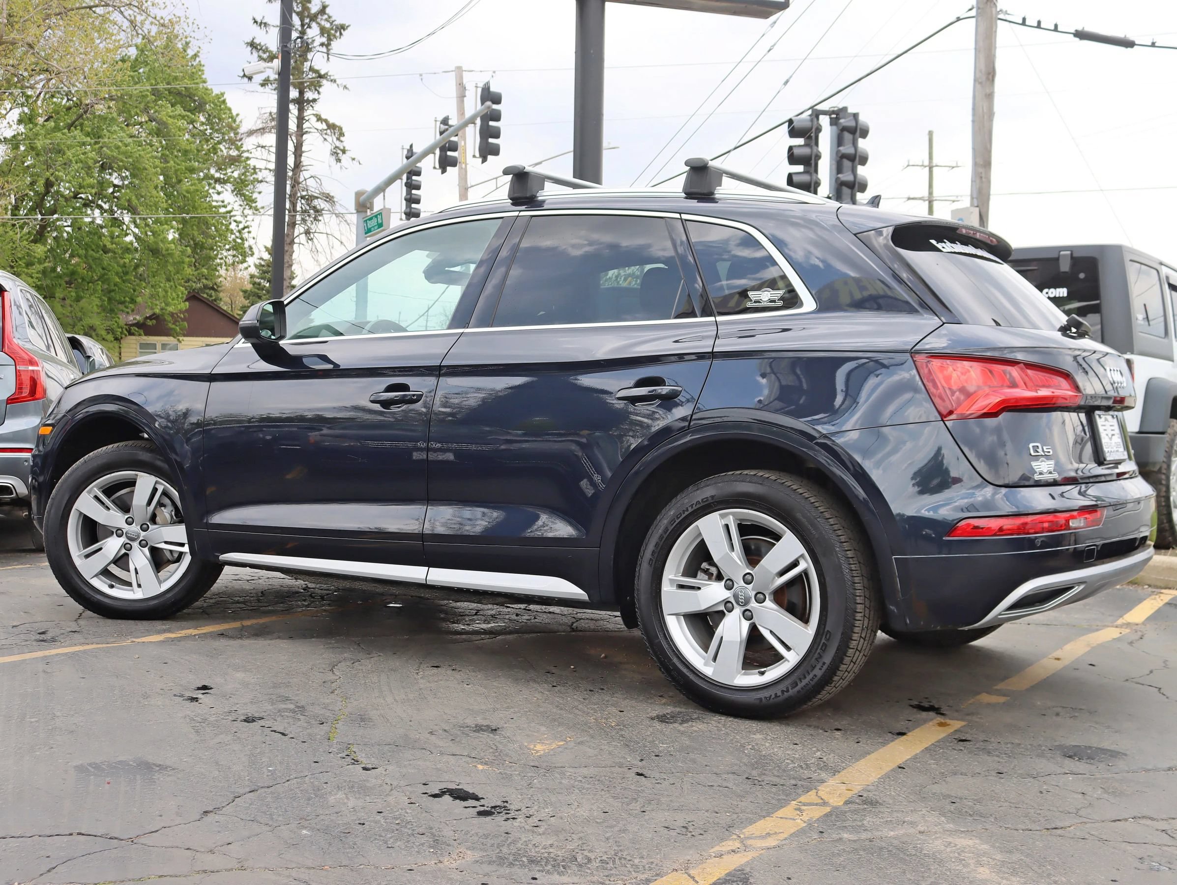 Used 2019 Audi Q5 2.0T Premium Plus w/ Premium Plus Package AWD/4WD image 12