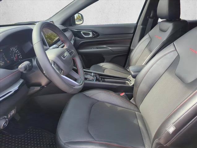 Used 2024 Jeep Compass Trailhawk AWD/4WD image 16