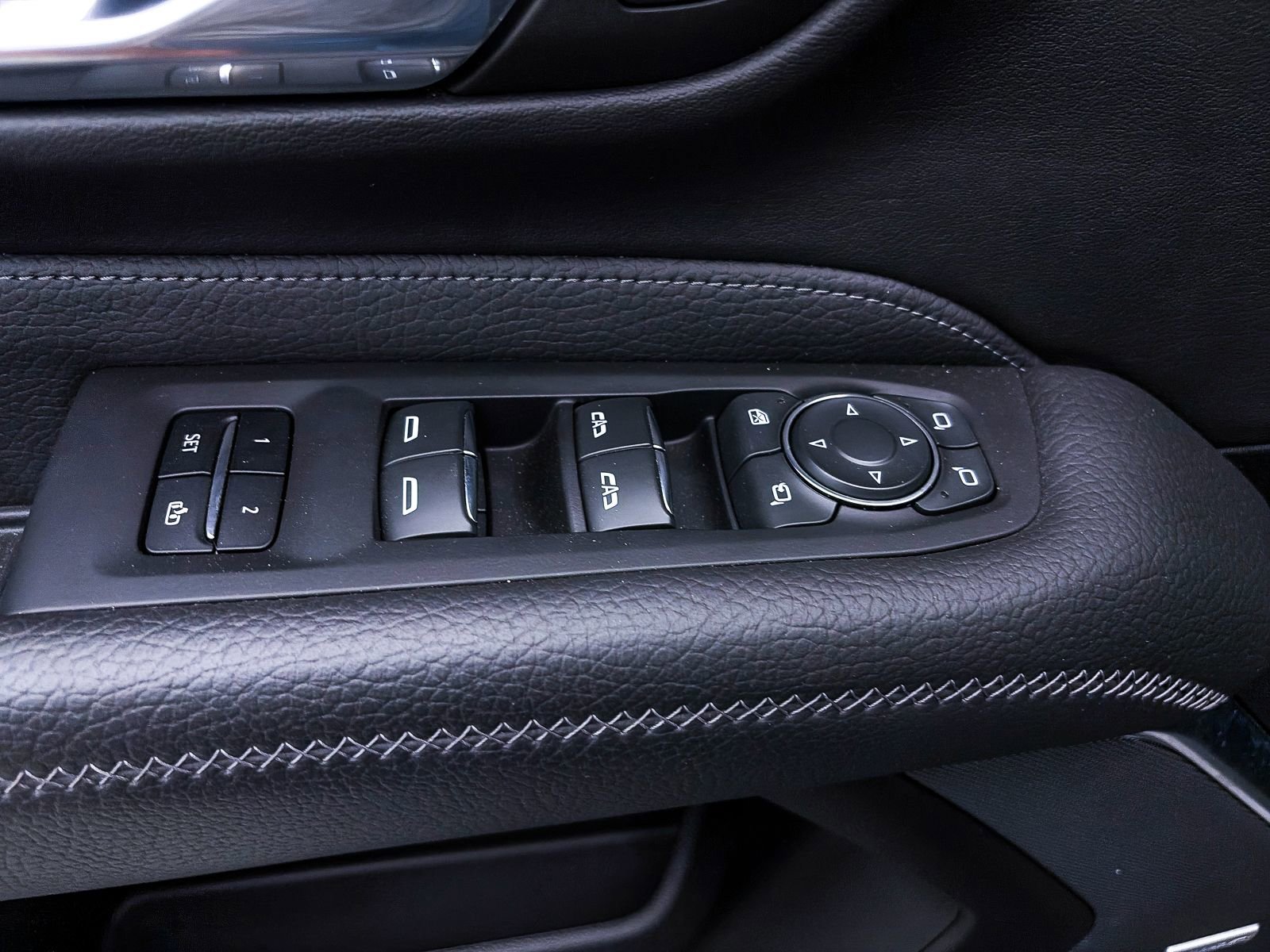 Used 2023 GMC Yukon Denali image 20