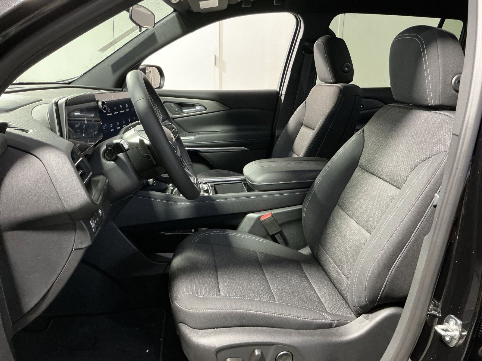 New 2026 Chevrolet Traverse LT image 21