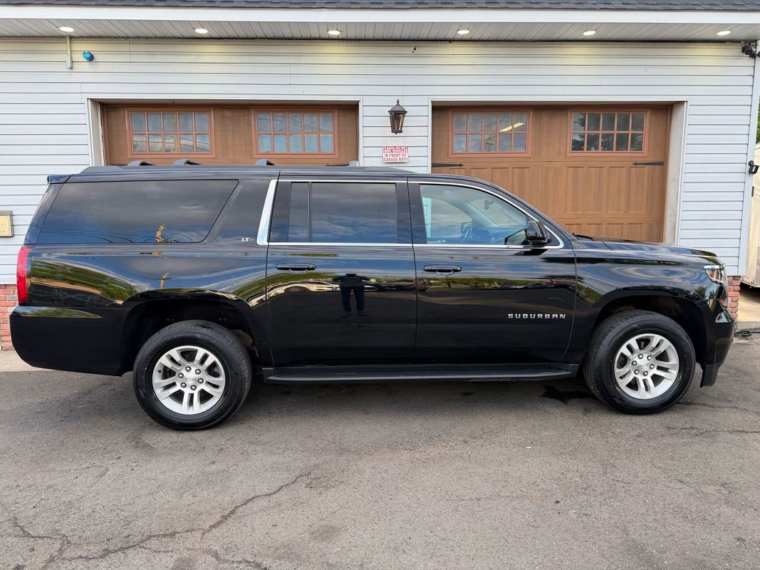 Used 2019 Chevrolet Suburban LT AWD/4WD image 2