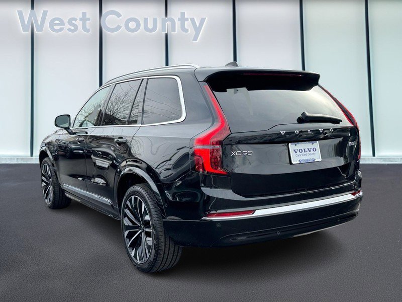 Certified 2025 Volvo XC90 B5 Plus image 7