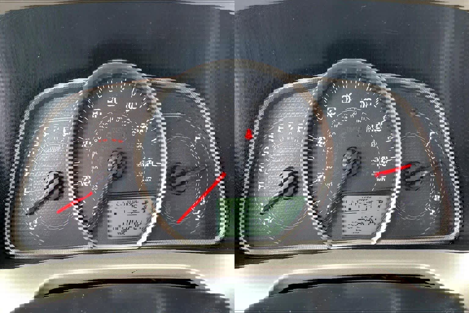 Used 2013 Toyota RAV4 XLE image 25