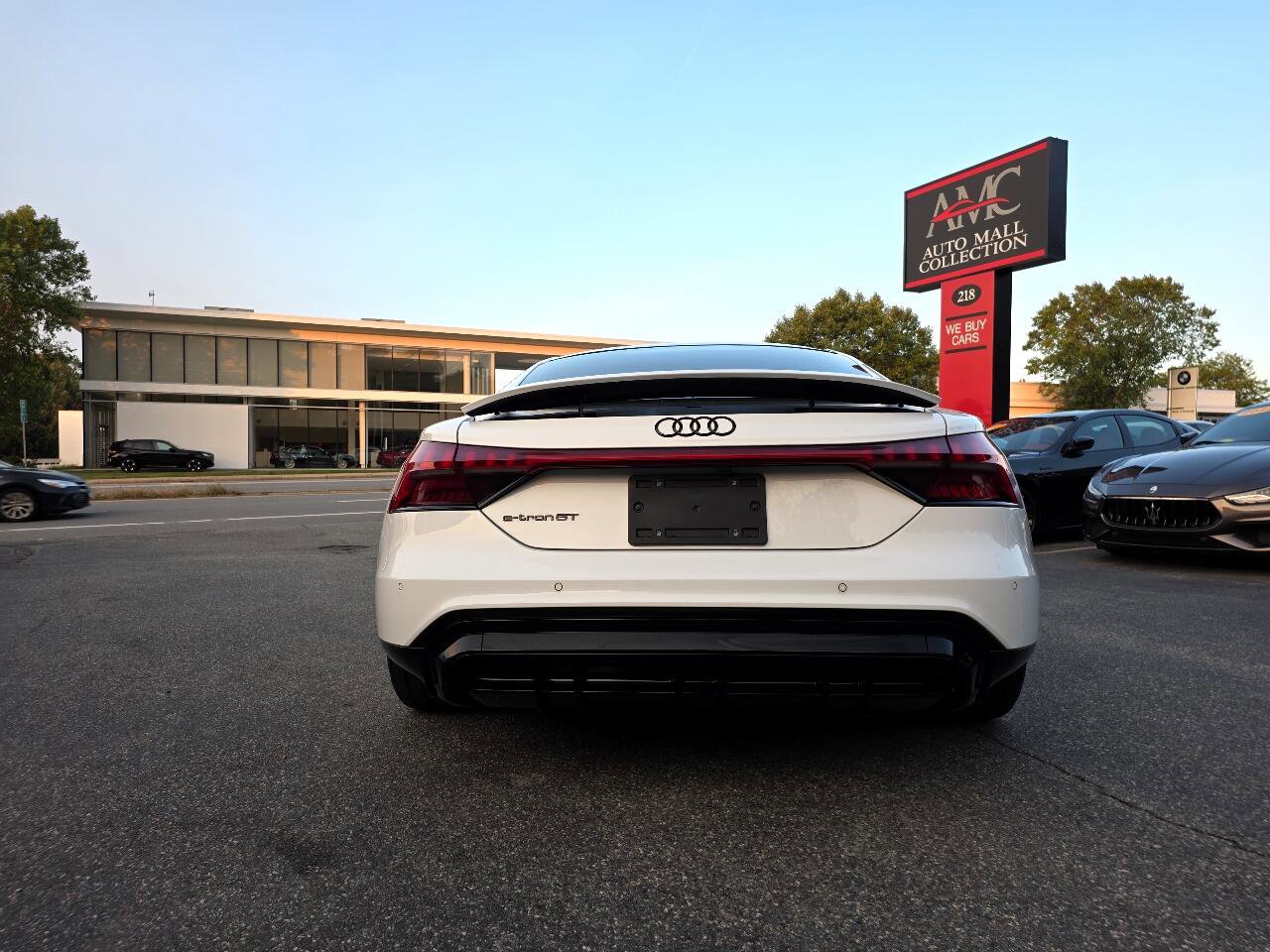 Used 2022 Audi e-tron GT Premium Plus w/ Performance Package image 13