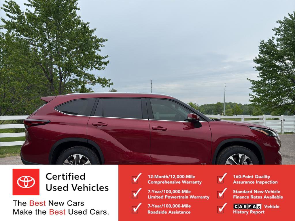 Certified 2026 Toyota Highlander XLE AWD/4WD image 2
