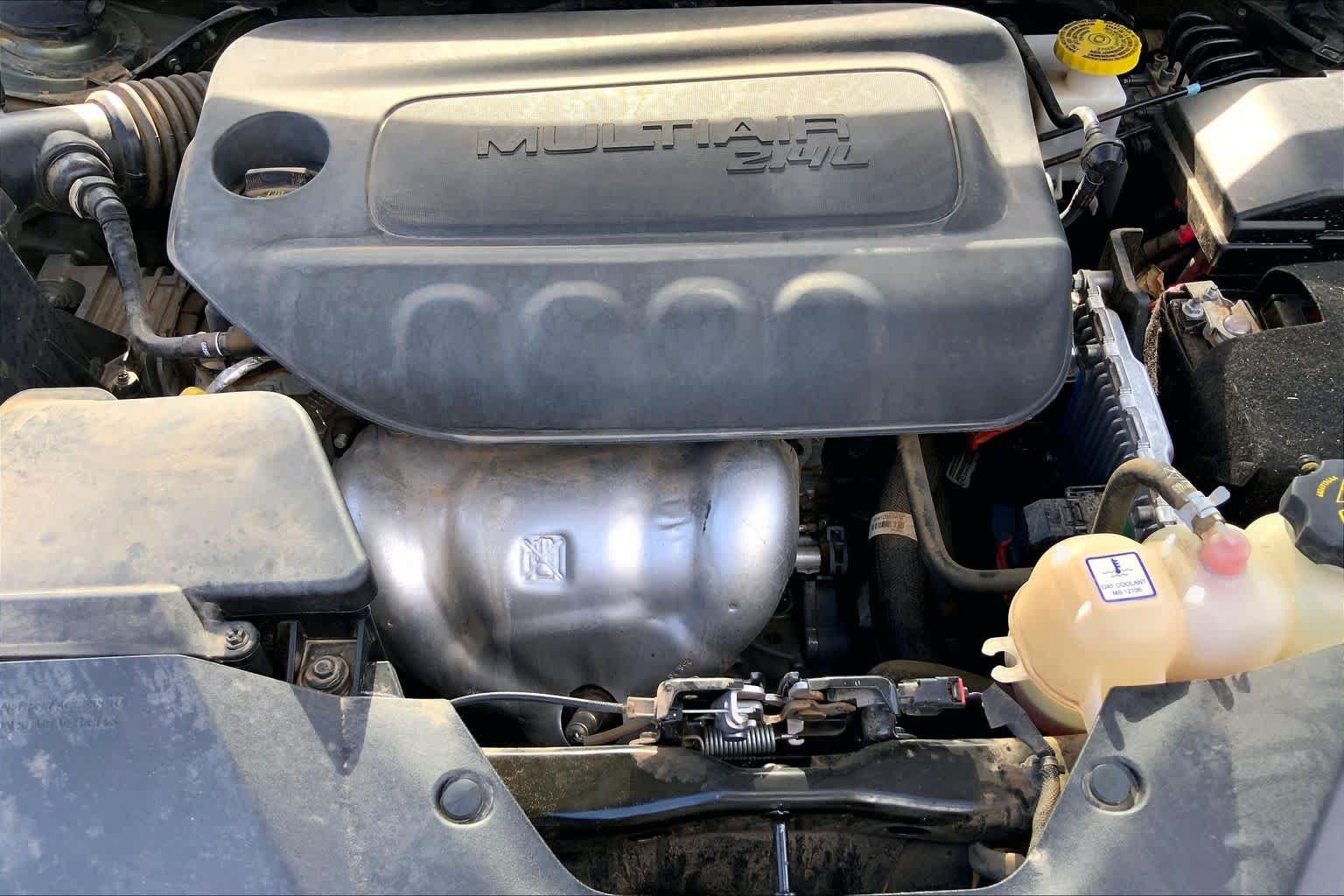Used 2021 Jeep Cherokee Latitude FWD image 33