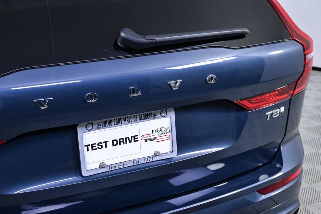 New 2026 Volvo XC60 T8 Core w/ Climate Package PRO image 34