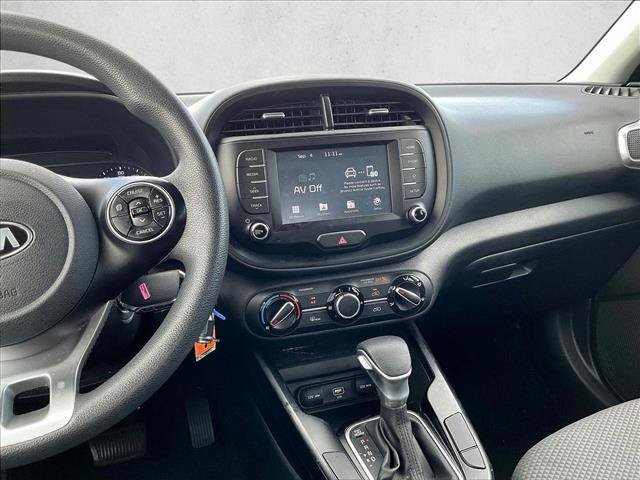 Used 2020 Kia Soul LX FWD image 5
