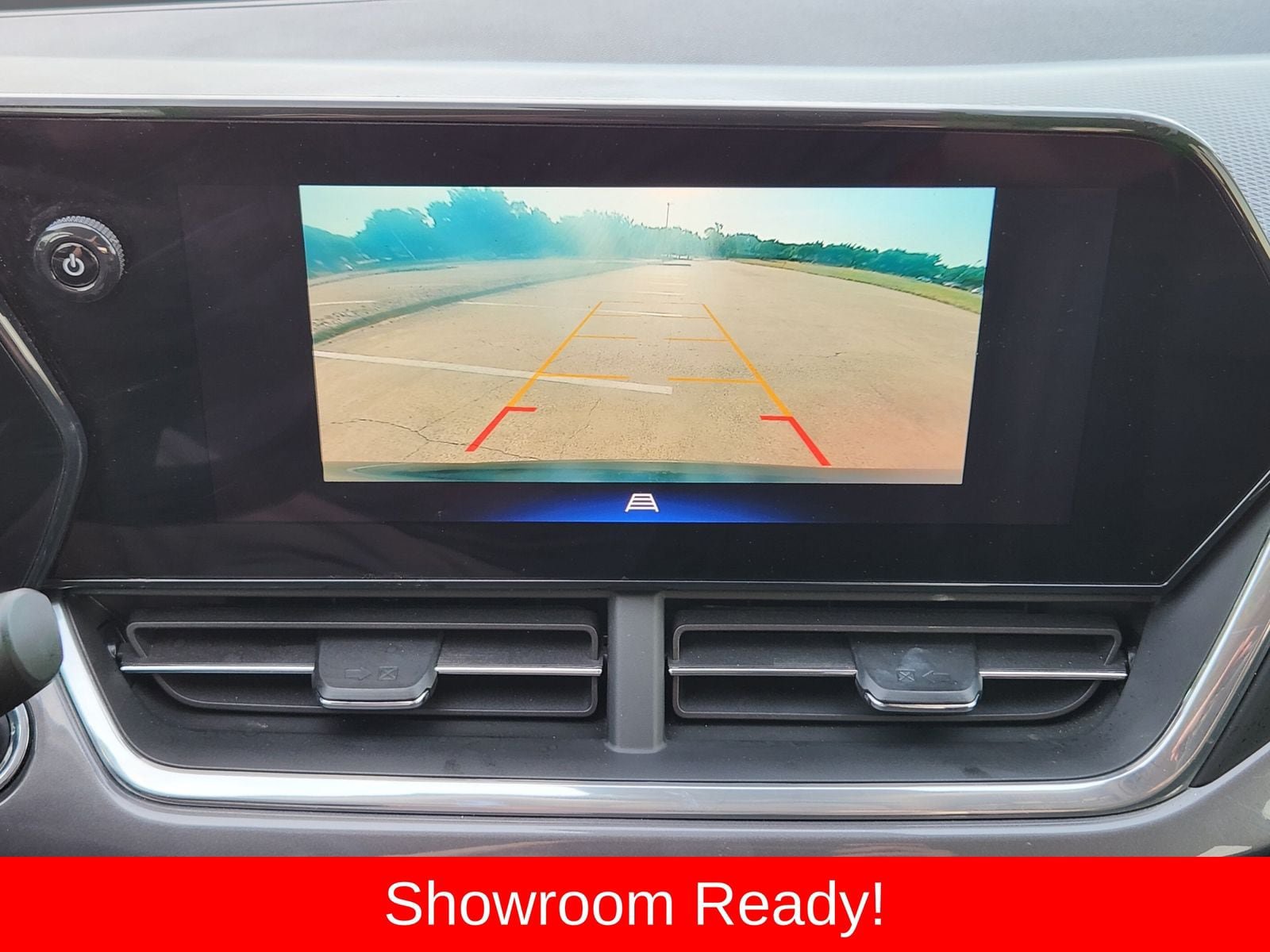 Used 2024 Chevrolet Trax ACTIV w/ Driver Confidence Package FWD image 25