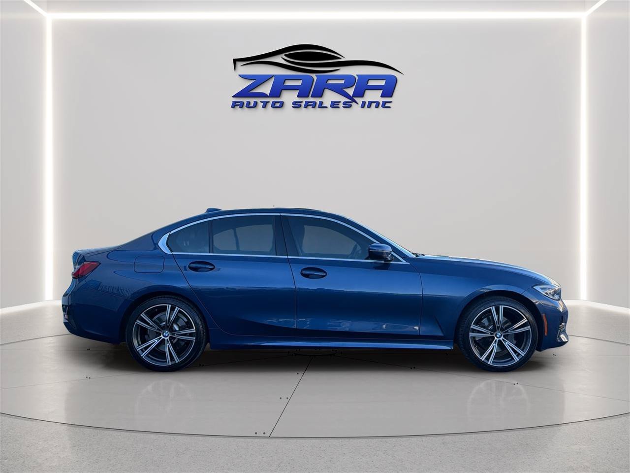 Used 2021 BMW 330i xDrive Sedan w/ Premium Package AWD/4WD image 8