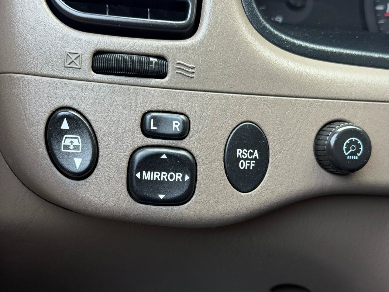 Used 2006 Toyota Tundra Limited AWD/4WD image 26