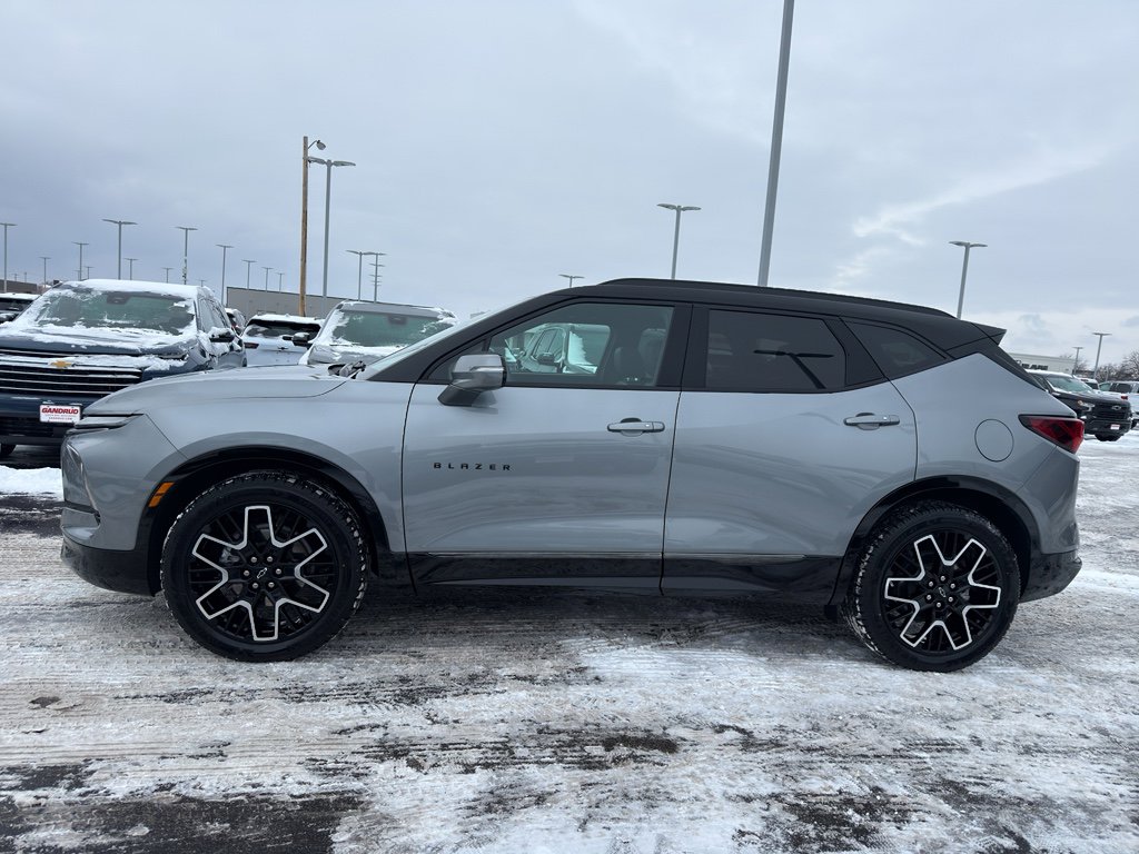 Used 2023 Chevrolet Blazer RS w/ Driver Confidence II Package image 6