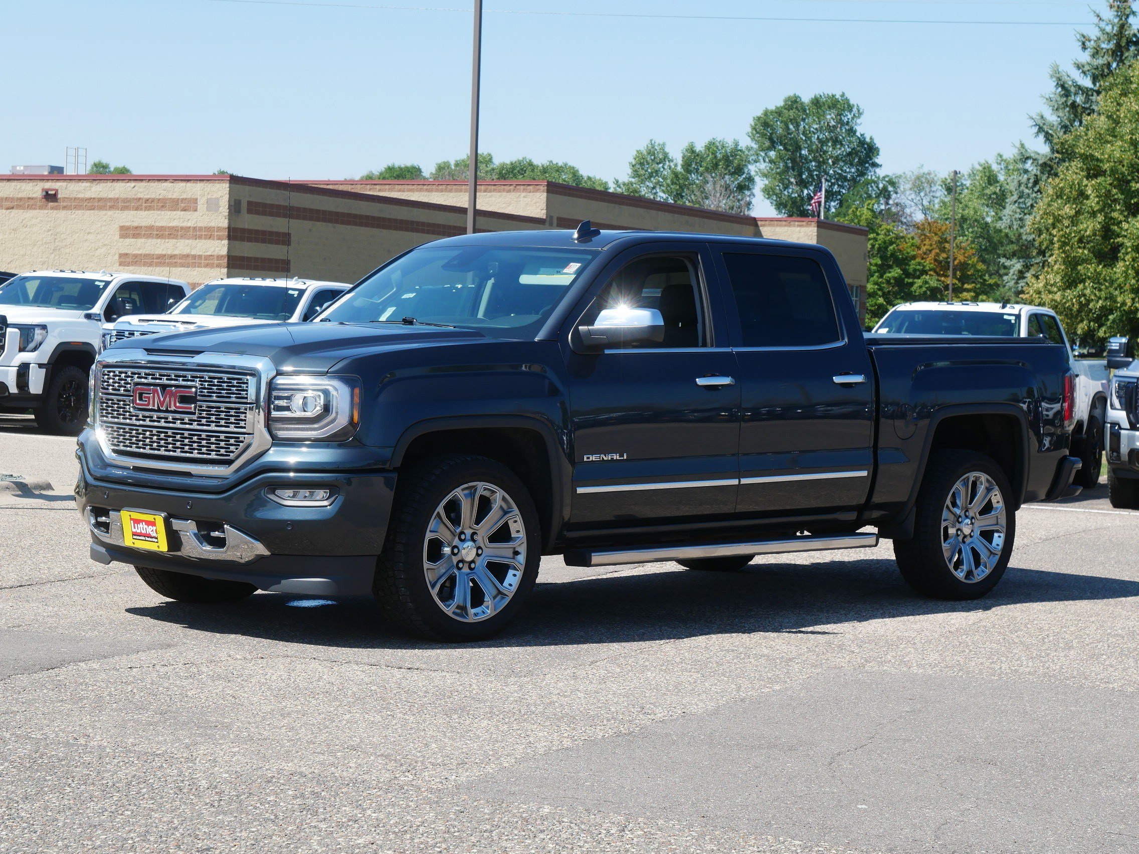 Used 2018 GMC Sierra 1500 Denali w/ Denali Ultimate Package AWD/4WD image 3