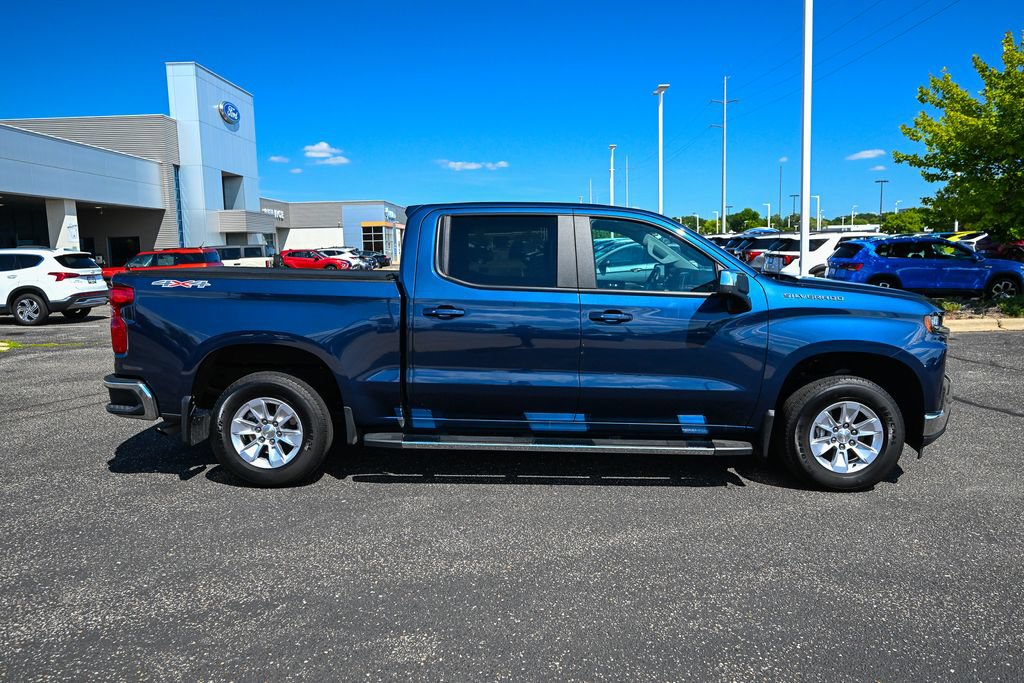 Used 2019 Chevrolet Silverado 1500 LT w/ All-Star Edition AWD/4WD image 3