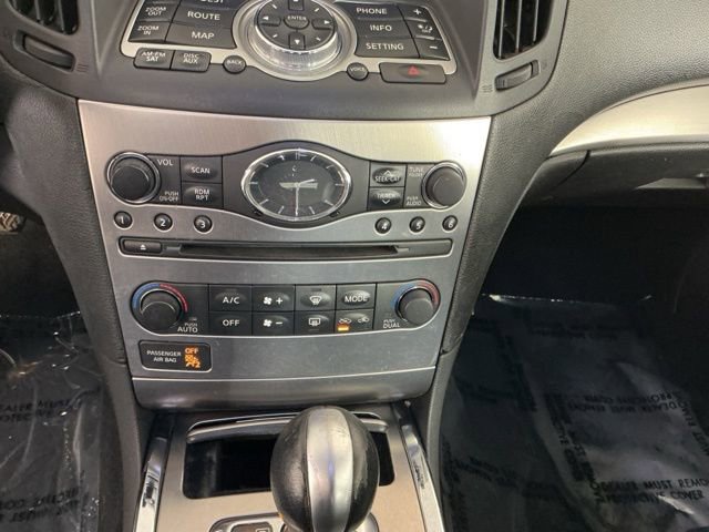Used 2010 INFINITI G37 Journey w/ Premium Pkg image 19