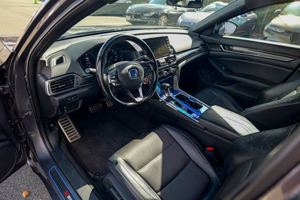 Used 2018 Honda Accord Sport image 18