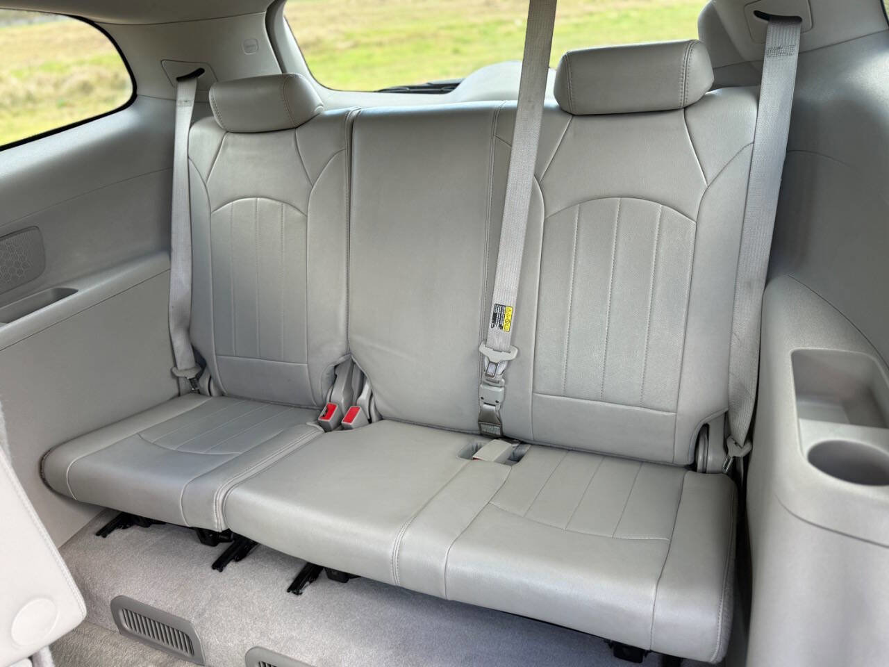 Used 2012 Buick Enclave Premium w/ LPO, Cargo Convenience Pkg FWD image 19