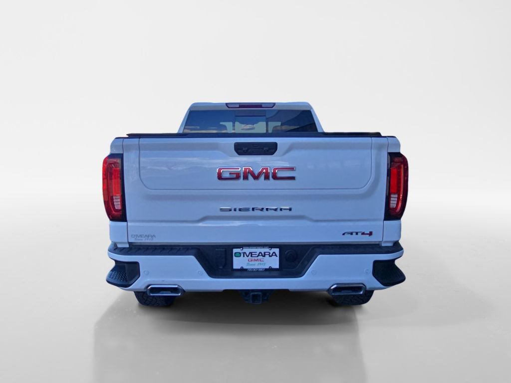 Used 2024 GMC Sierra 1500 AT4 w/ AT4 Preferred Package image 4