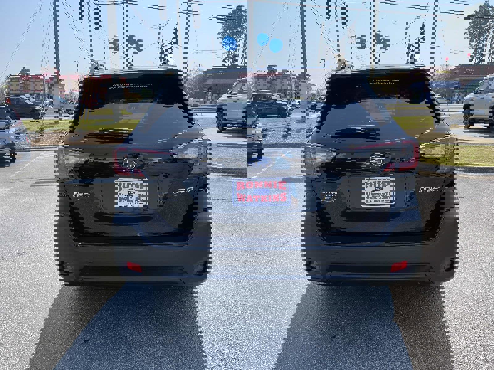 Used 2023 Subaru Outback Premium image 5