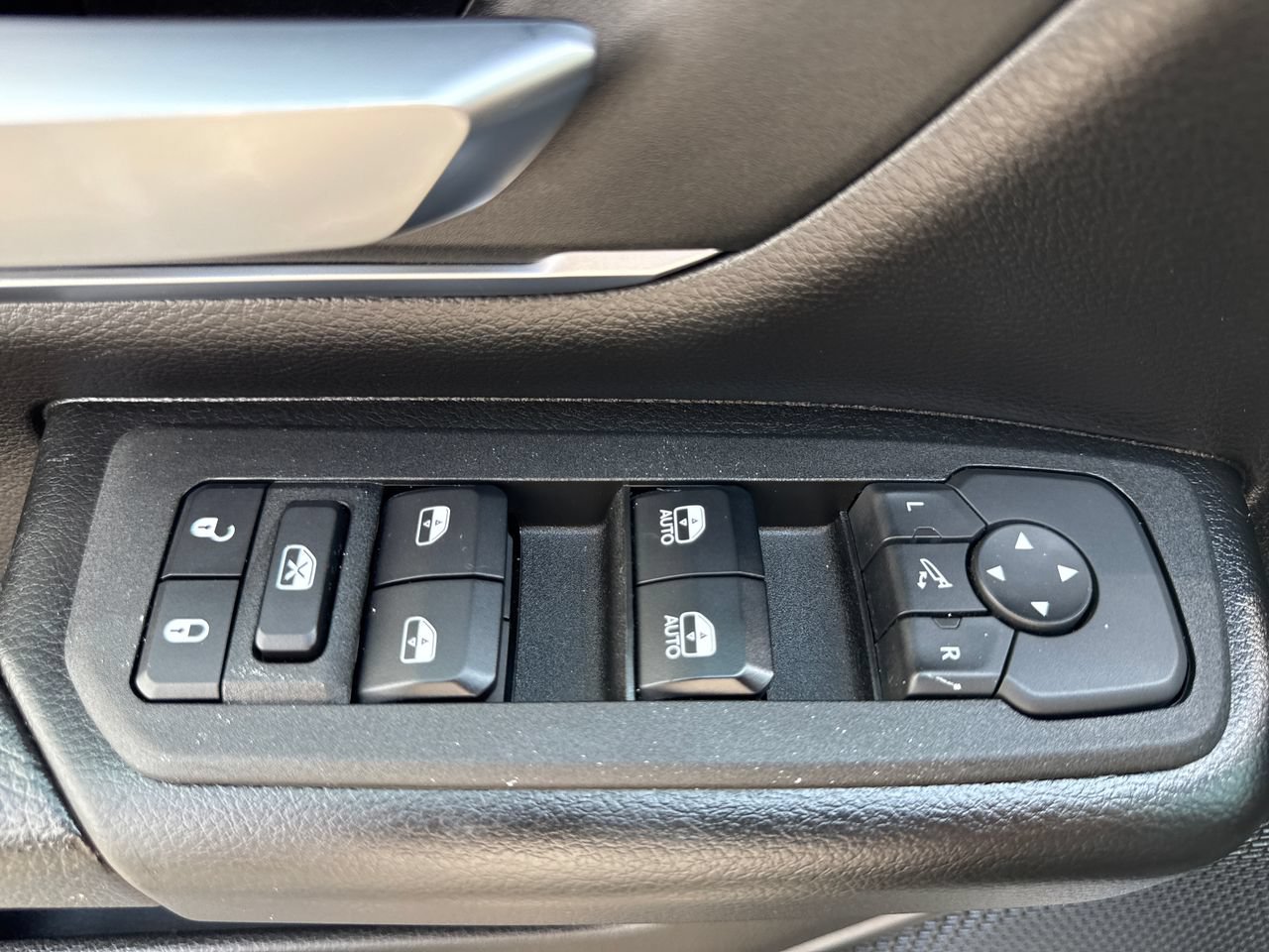 Used 2025 RAM 1500 Big Horn AWD/4WD image 16