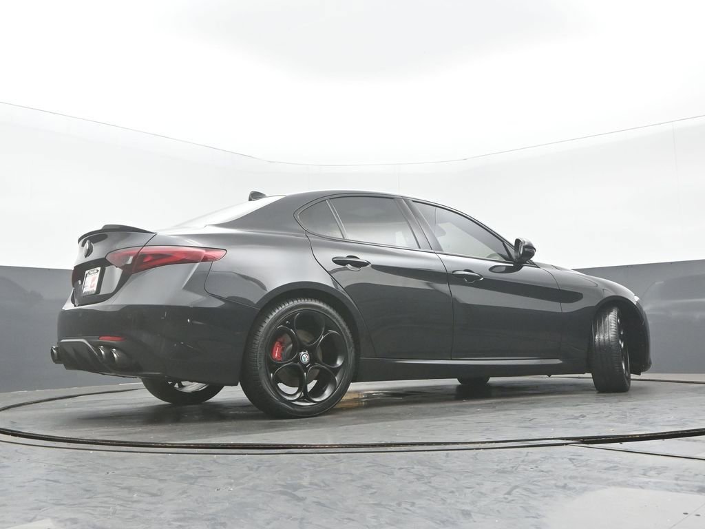 Used 2021 Alfa Romeo Giulia Ti Sport AWD/4WD image 30